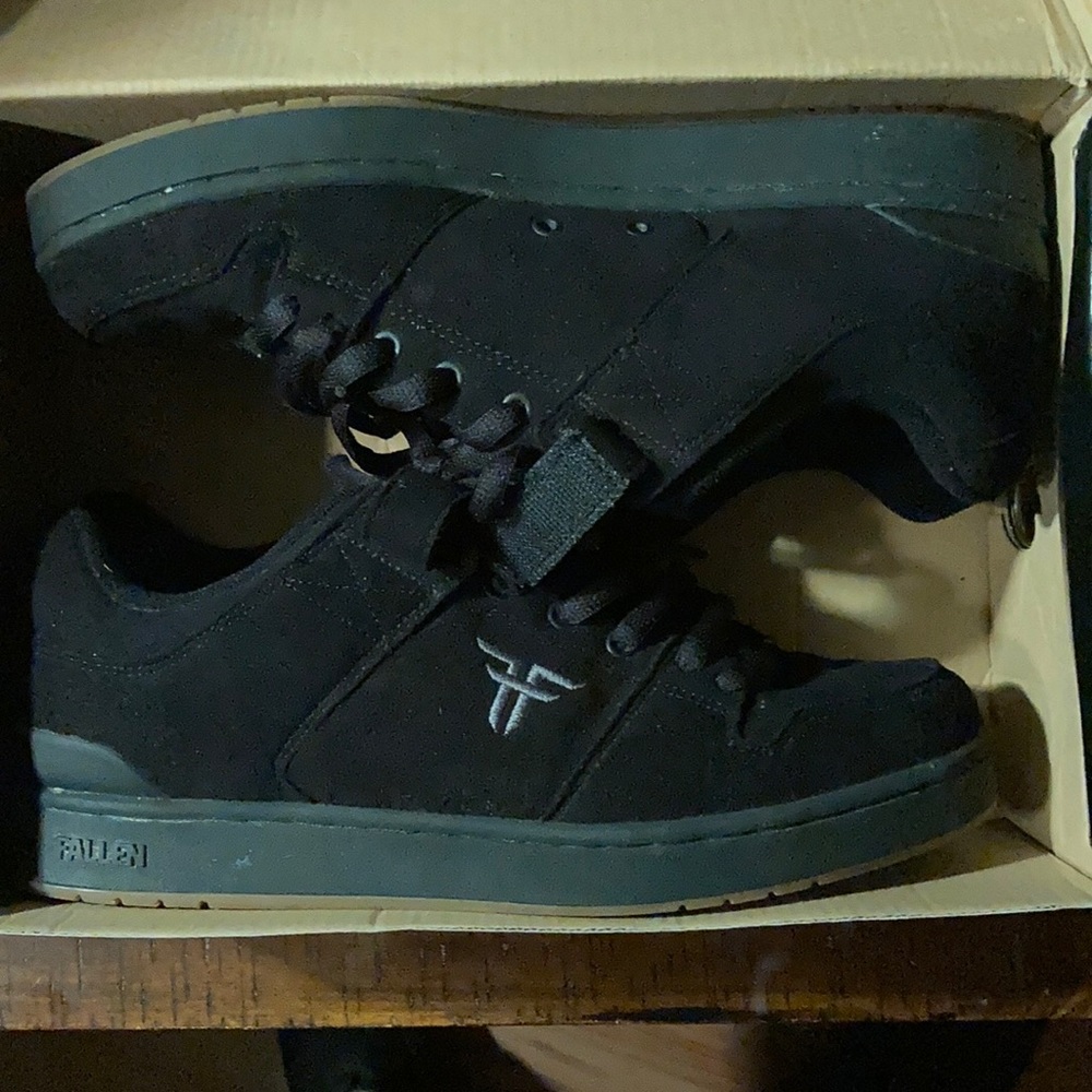 Fallen Thomas Rival (Reserved for Joka)